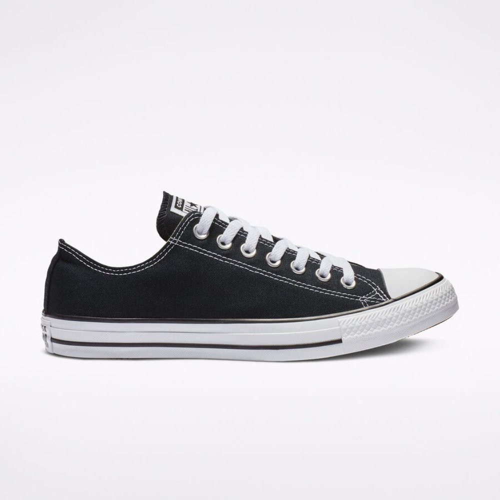Chuck Taylor Low Top Shoes